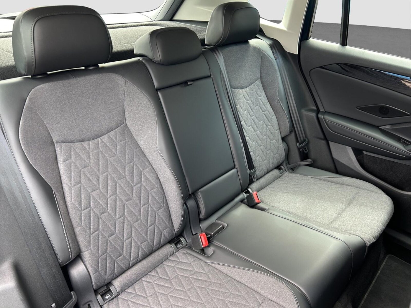 Volkswagen Tiguan – Bild 23