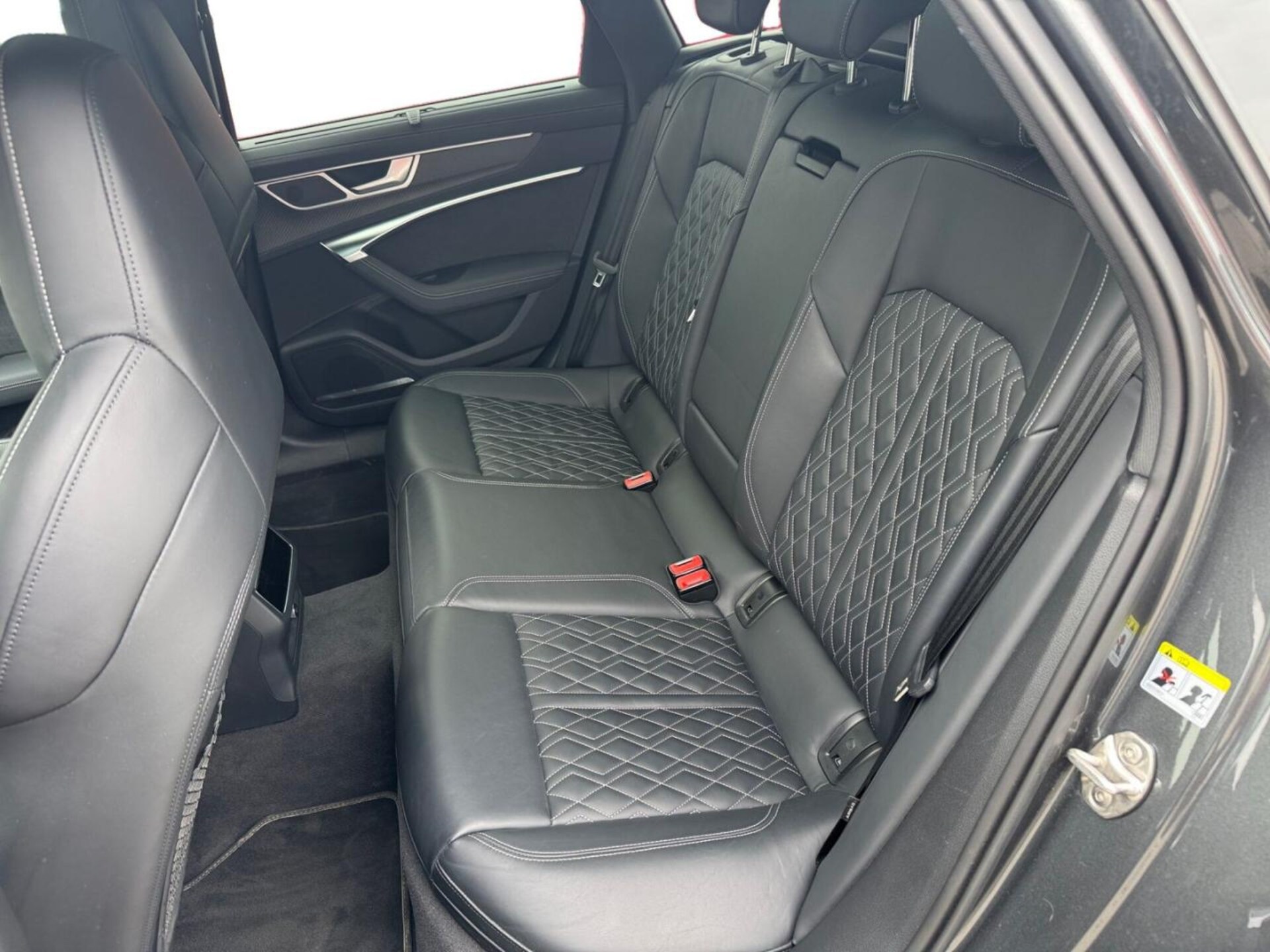 Audi S6 Avant