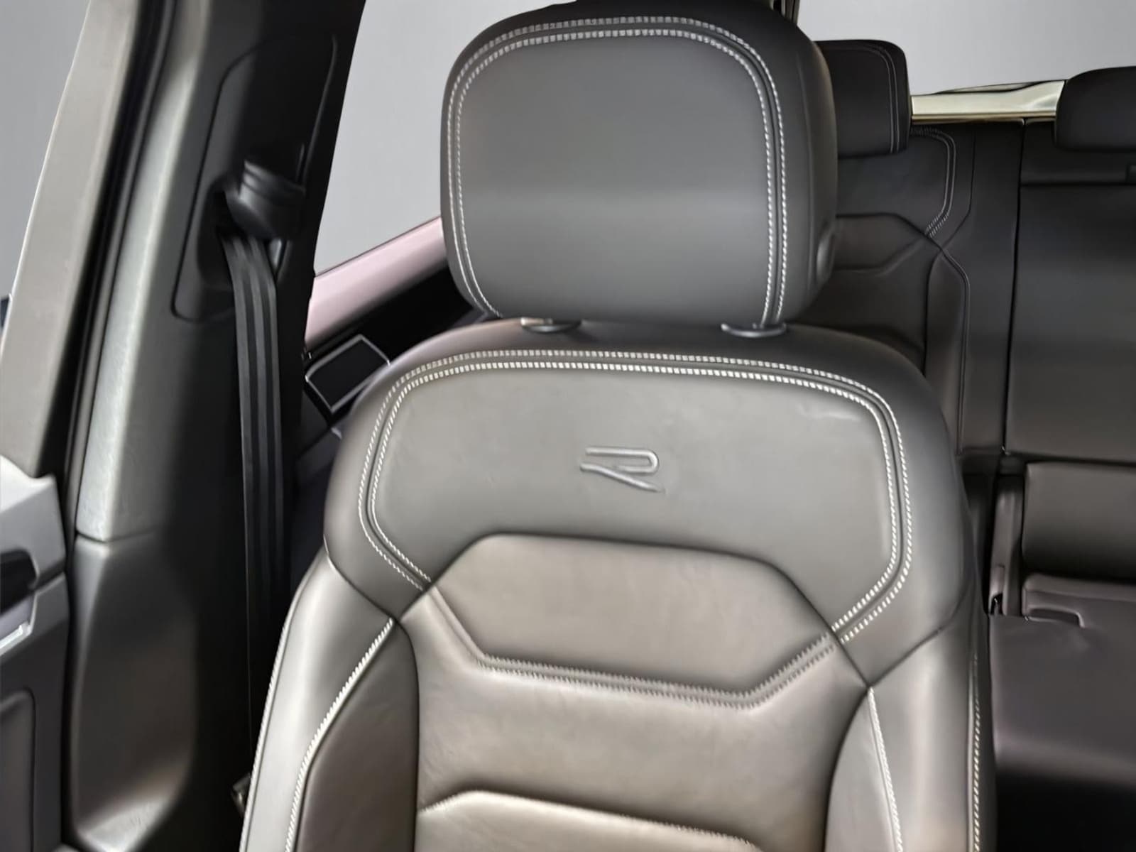 Volkswagen Touareg – Bild 18