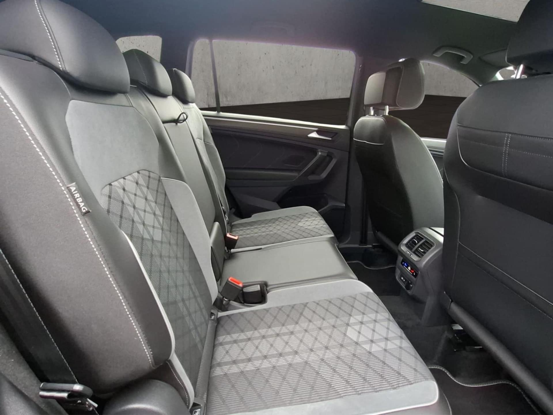 Volkswagen Tiguan Allspace R-Line