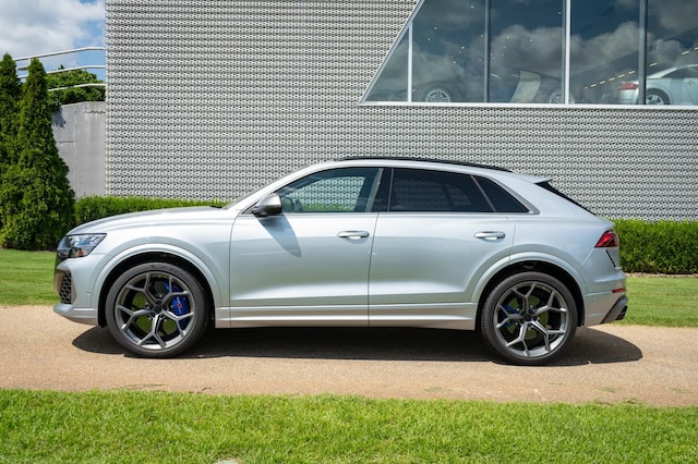 2026 Audi RS Q8 Base - Photo 18