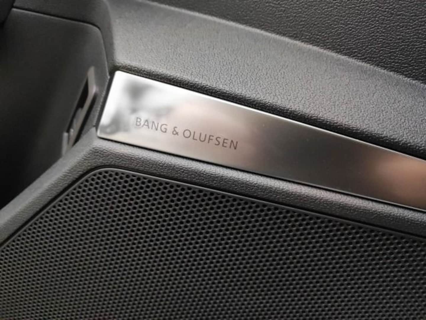 Bild über Audi S3 Limousine TFSI quattro S tronic - für weitere Informationen kontaktieren Sie den Audi Partner