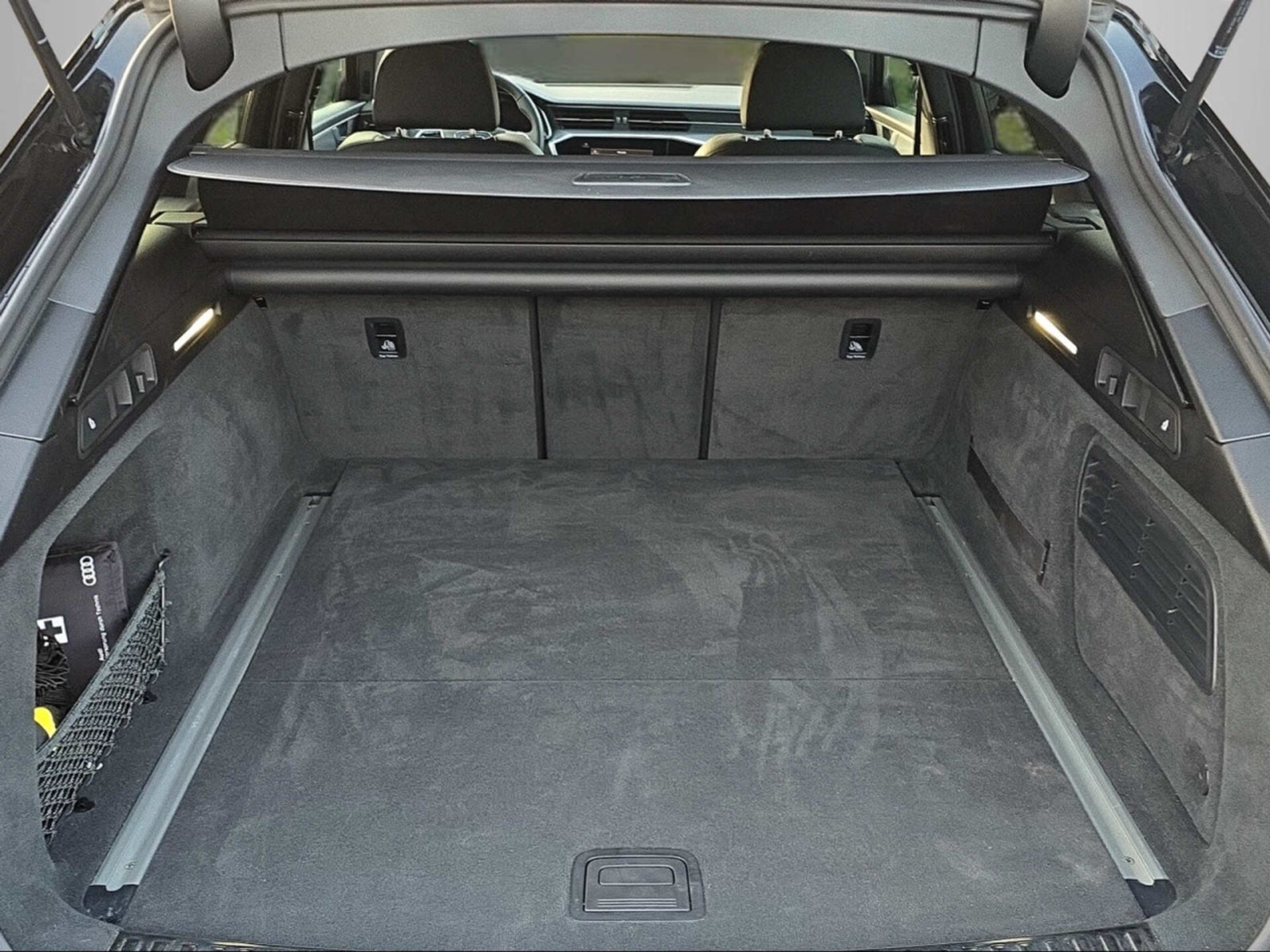 Audi S6 Avant