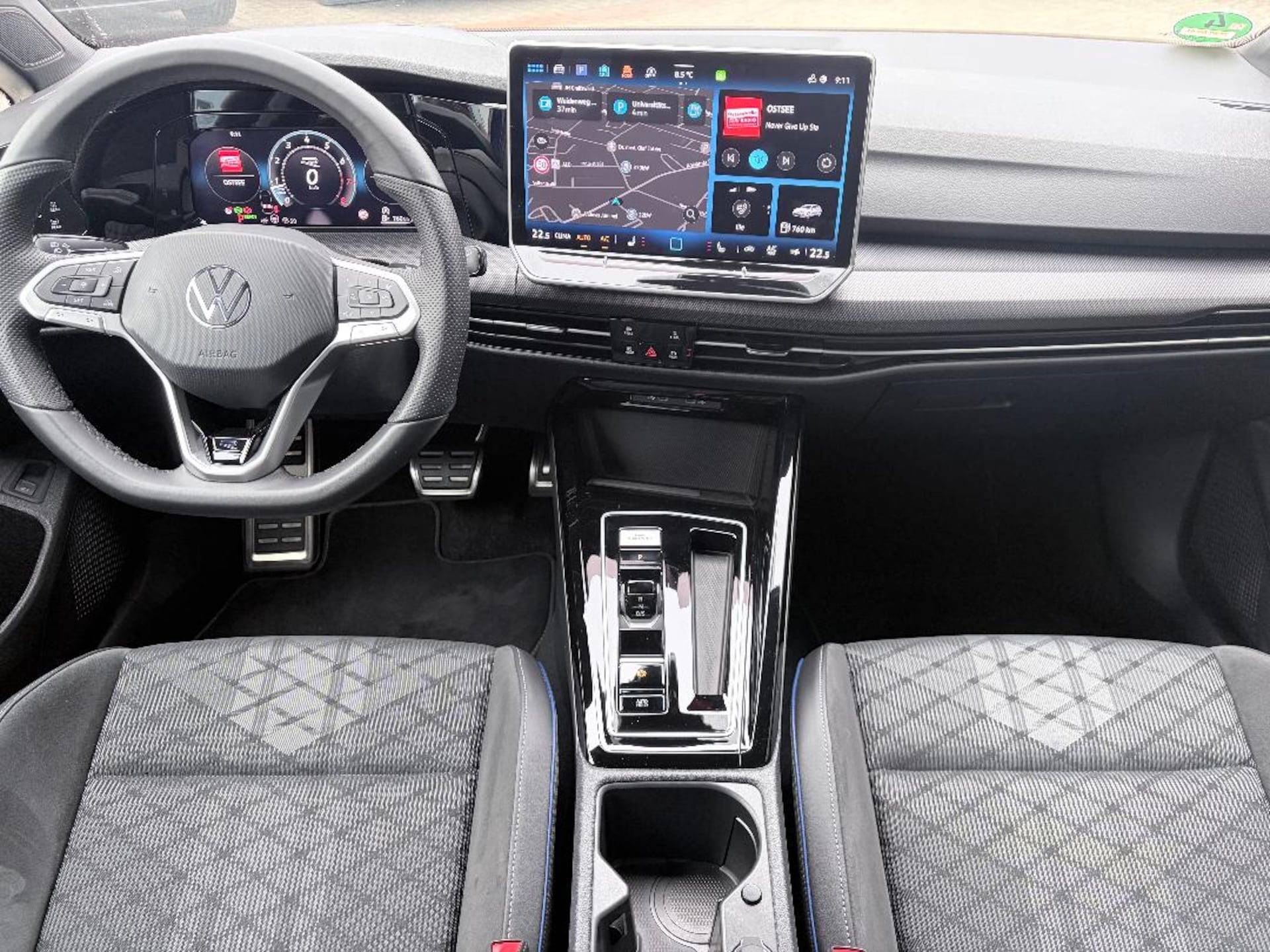 Volkswagen Golf Variant R-Line