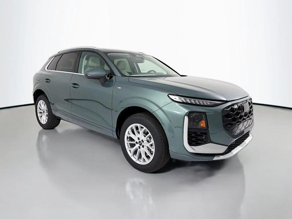 2026 Audi Q3 S line quattro's photo
