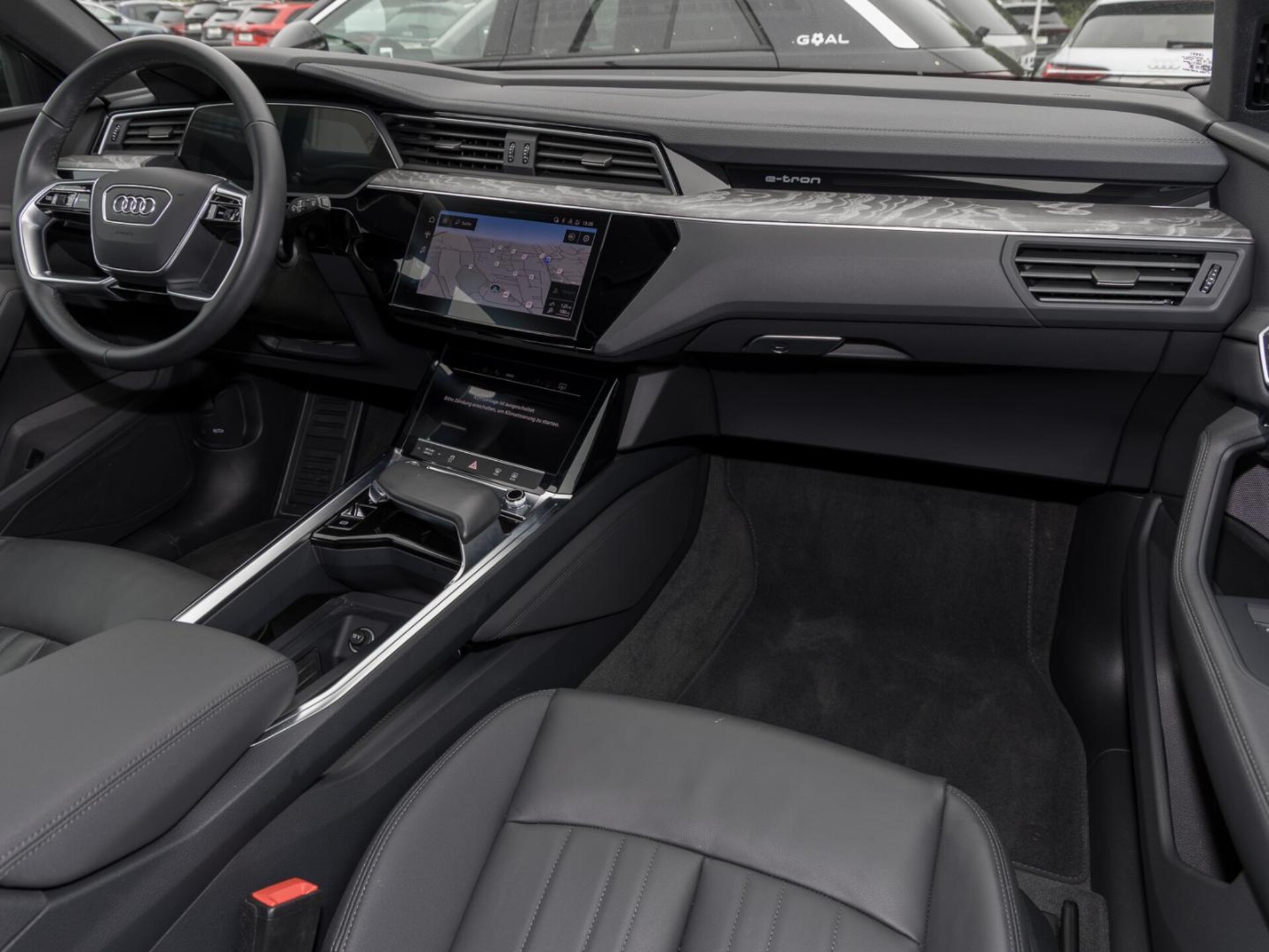 Audi e-tron advanced