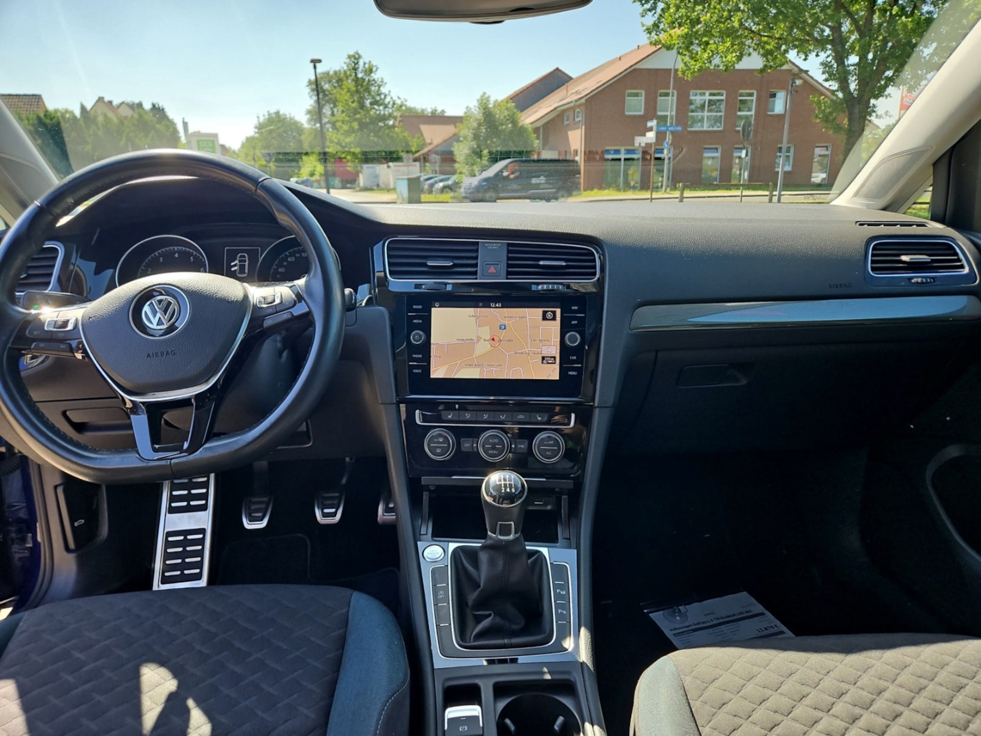 Volkswagen Golf IQ.DRIVE