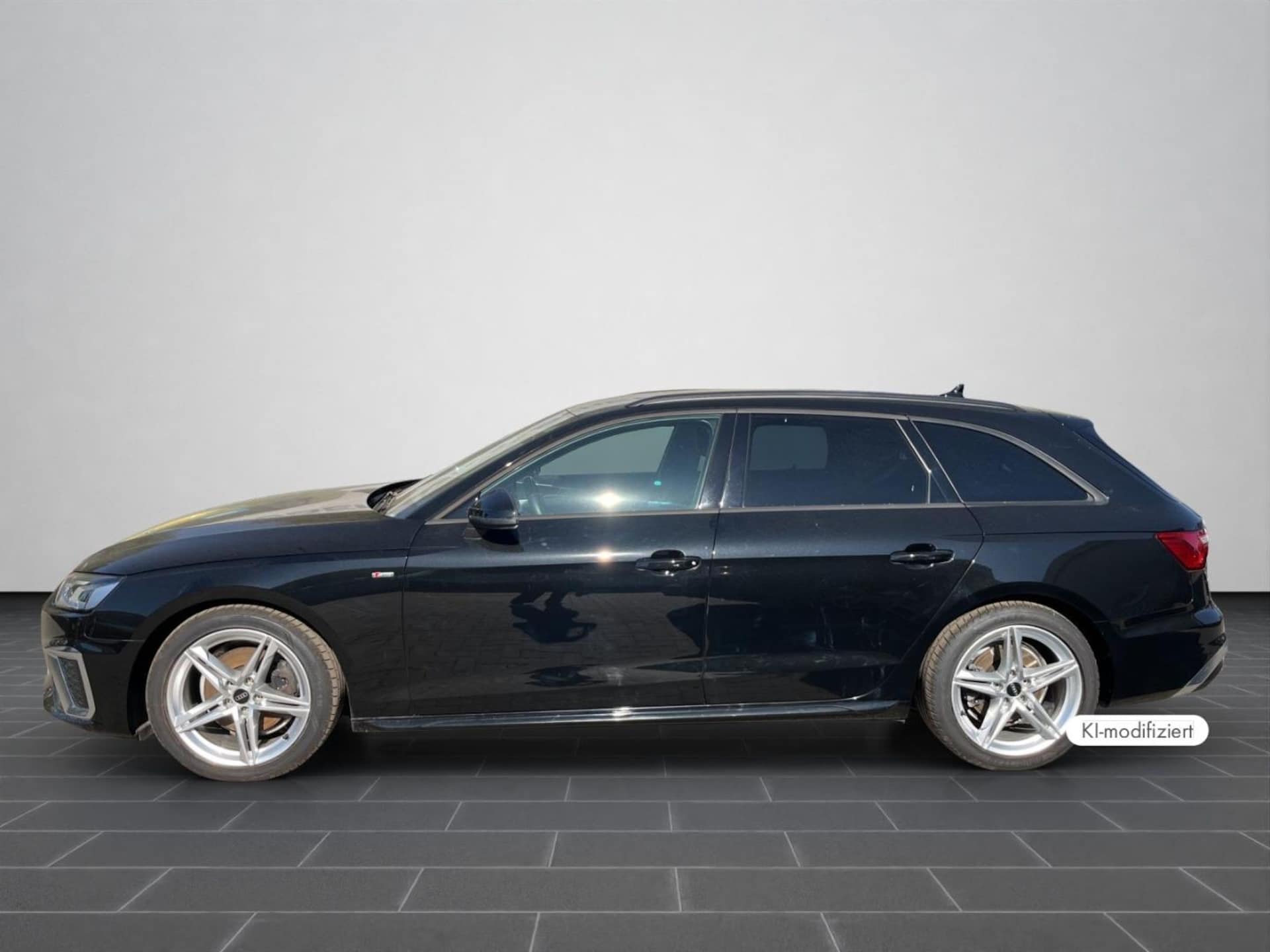 Audi A4 Avant S line
