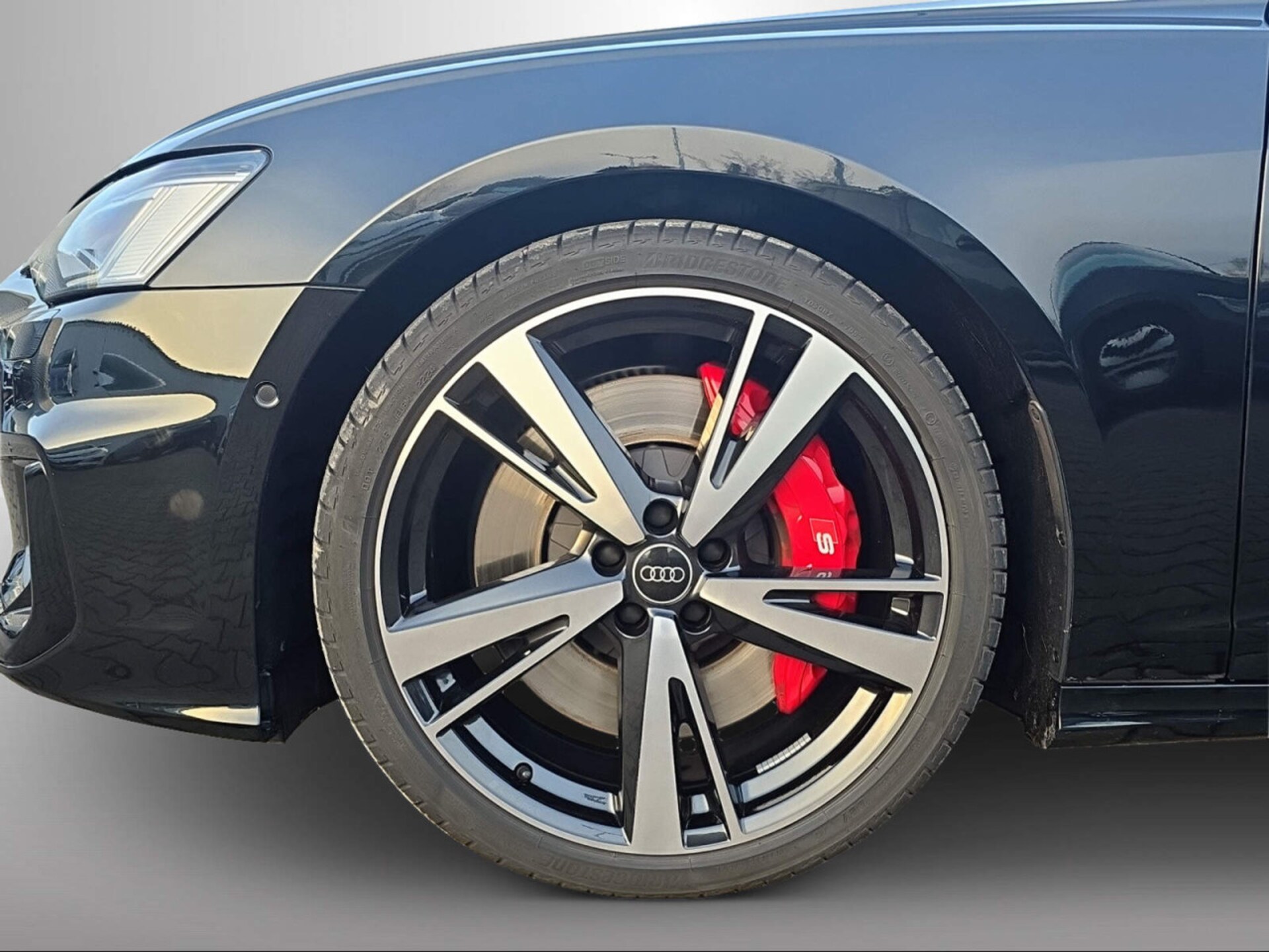 Audi S6 Avant