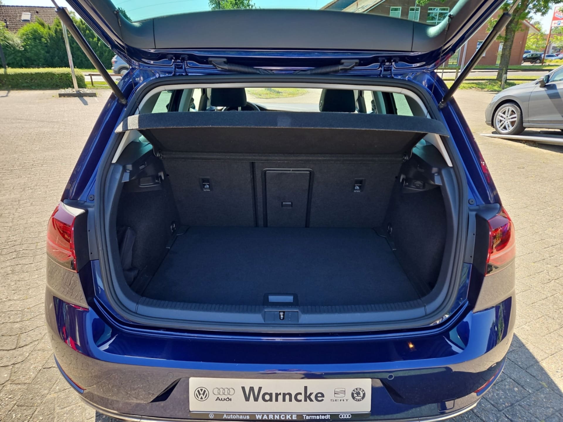 Volkswagen Golf IQ.DRIVE