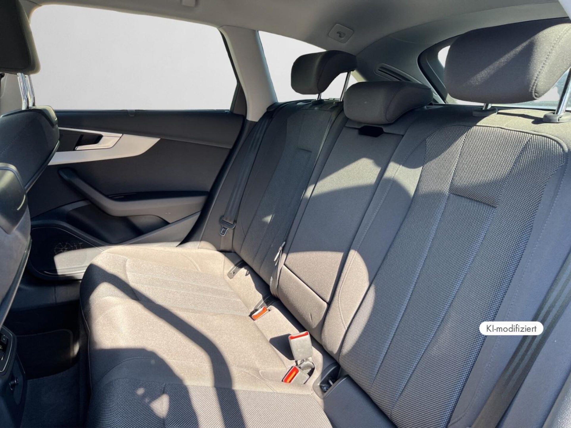 Audi A4 Avant S line
