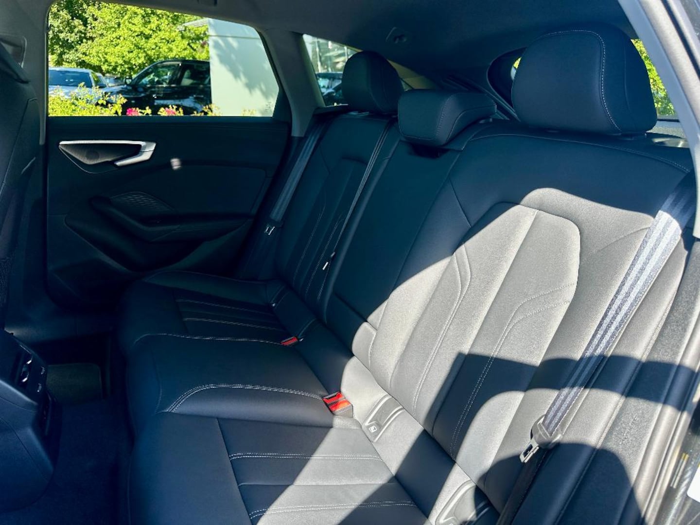 Bild über Audi A5 Avant TFSI quattro S tronic - für weitere Informationen kontaktieren Sie den Audi Partner