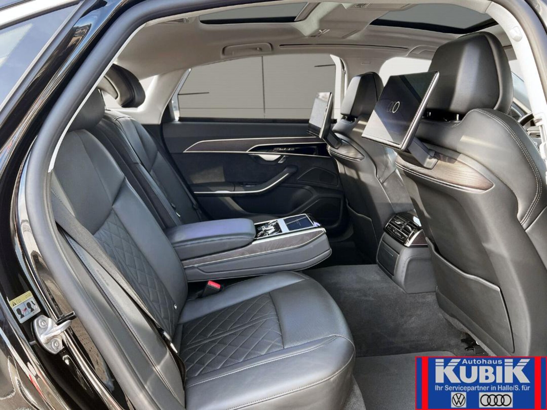 Audi A8 L TFSI e