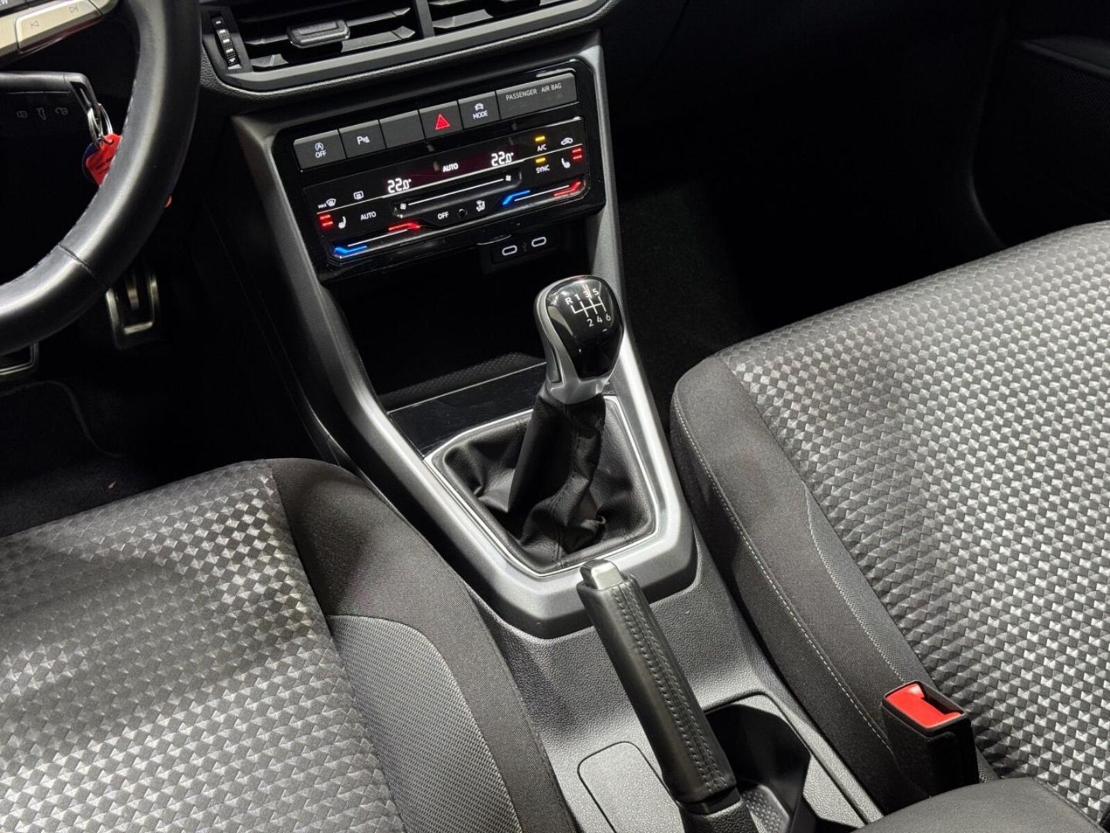 Volkswagen T-Cross – Bild 9