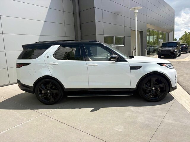 2025 Land Rover Discovery