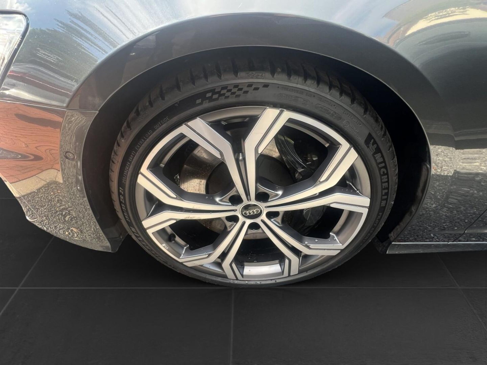 Audi S6 Avant