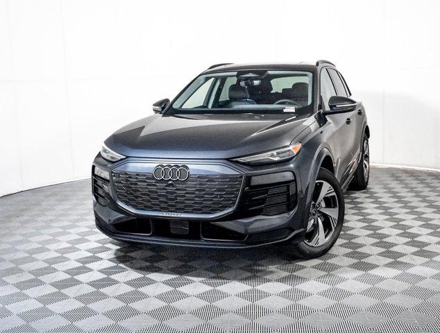 2025 Audi Q6 e-tron Premium quattro's photo