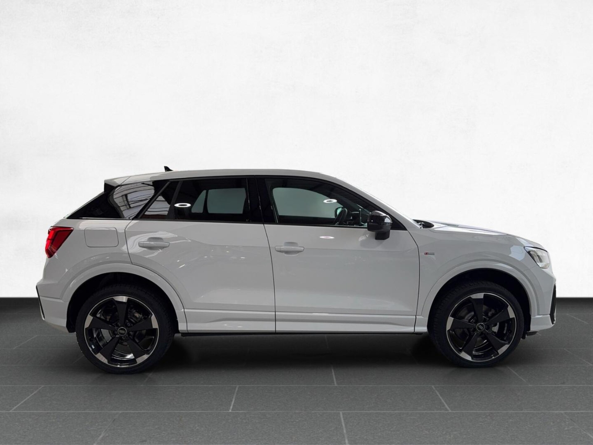 Audi Q2 S line