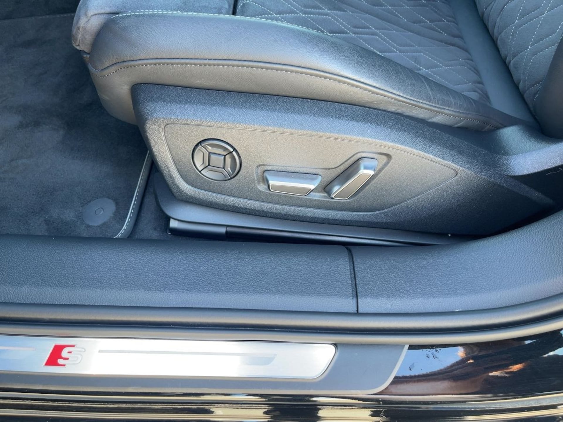 Audi S6 Avant