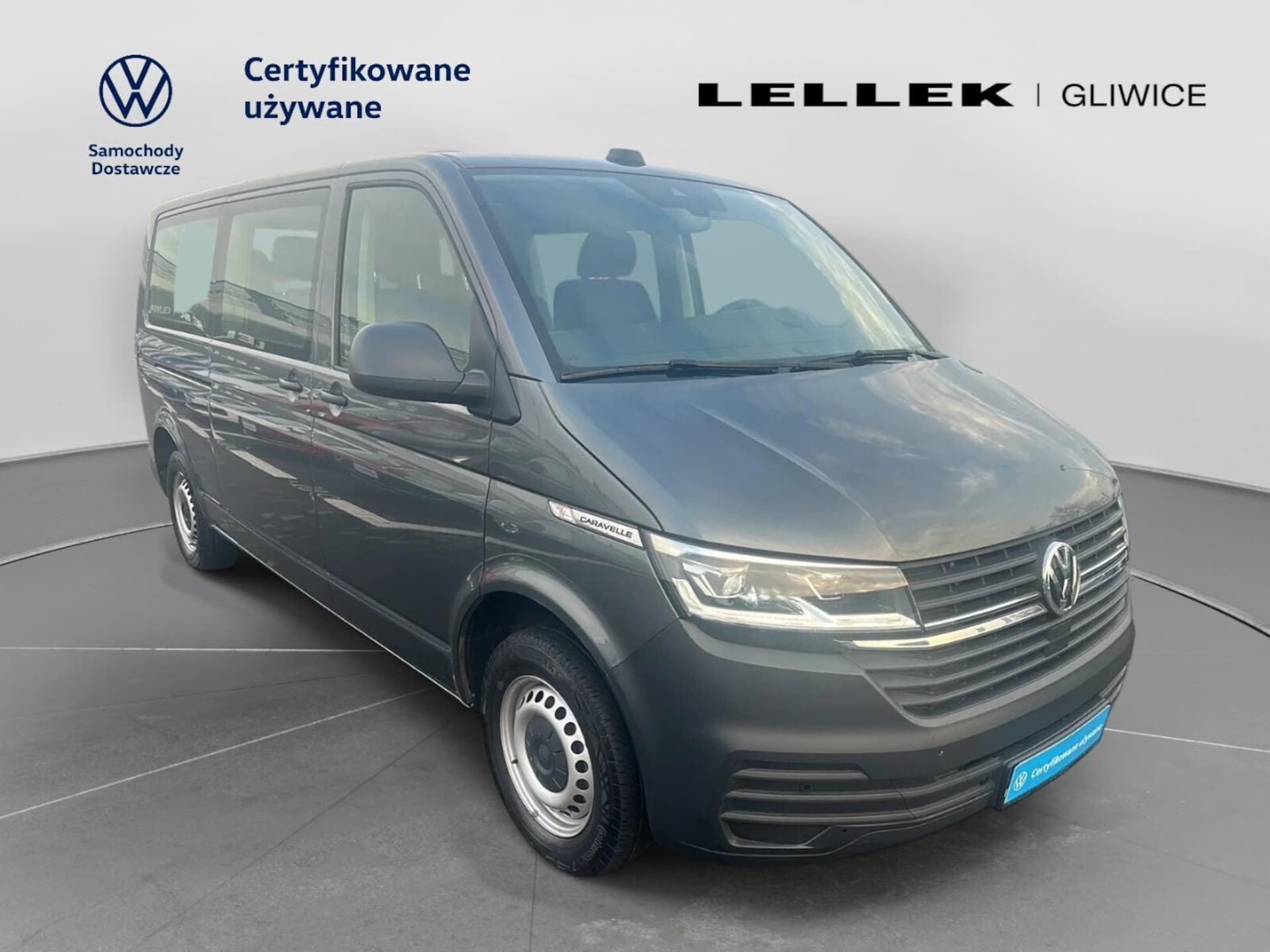 Volkswagen Caravelle 6.1 długi roztaw osi S