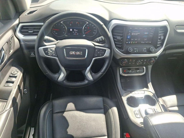 2023 GMC Acadia