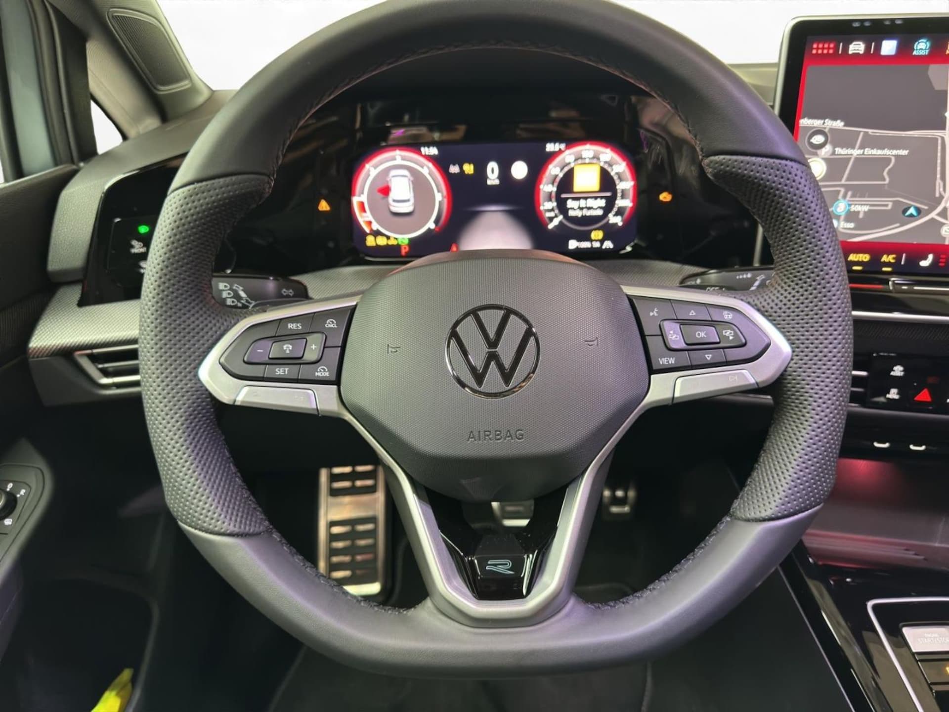 Volkswagen Golf R-Line