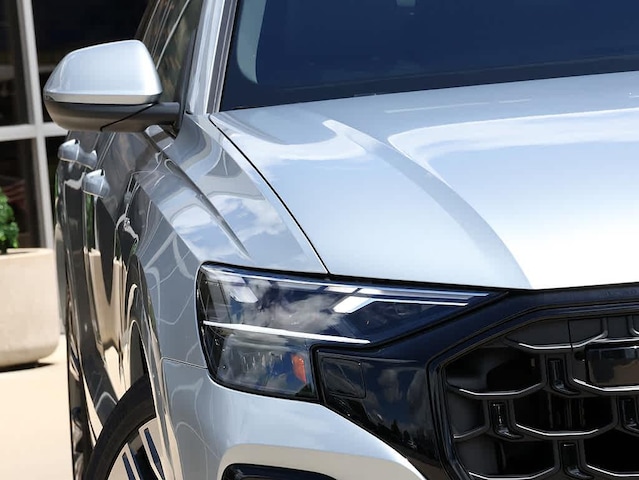 2026 Audi Q8 Premium Plus - Photo 5