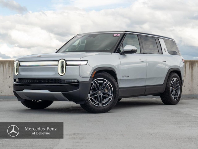2025 Rivian R1S
