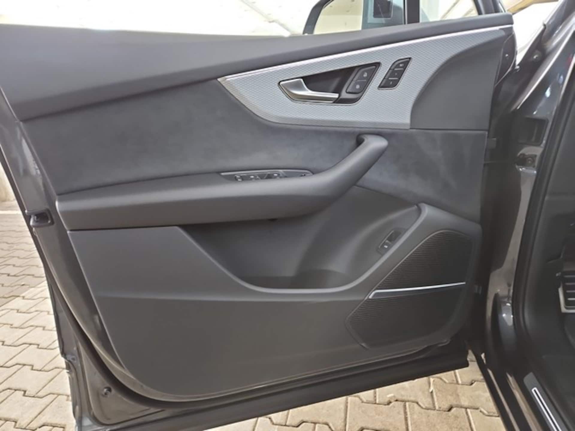 Audi Q7 SUV S line