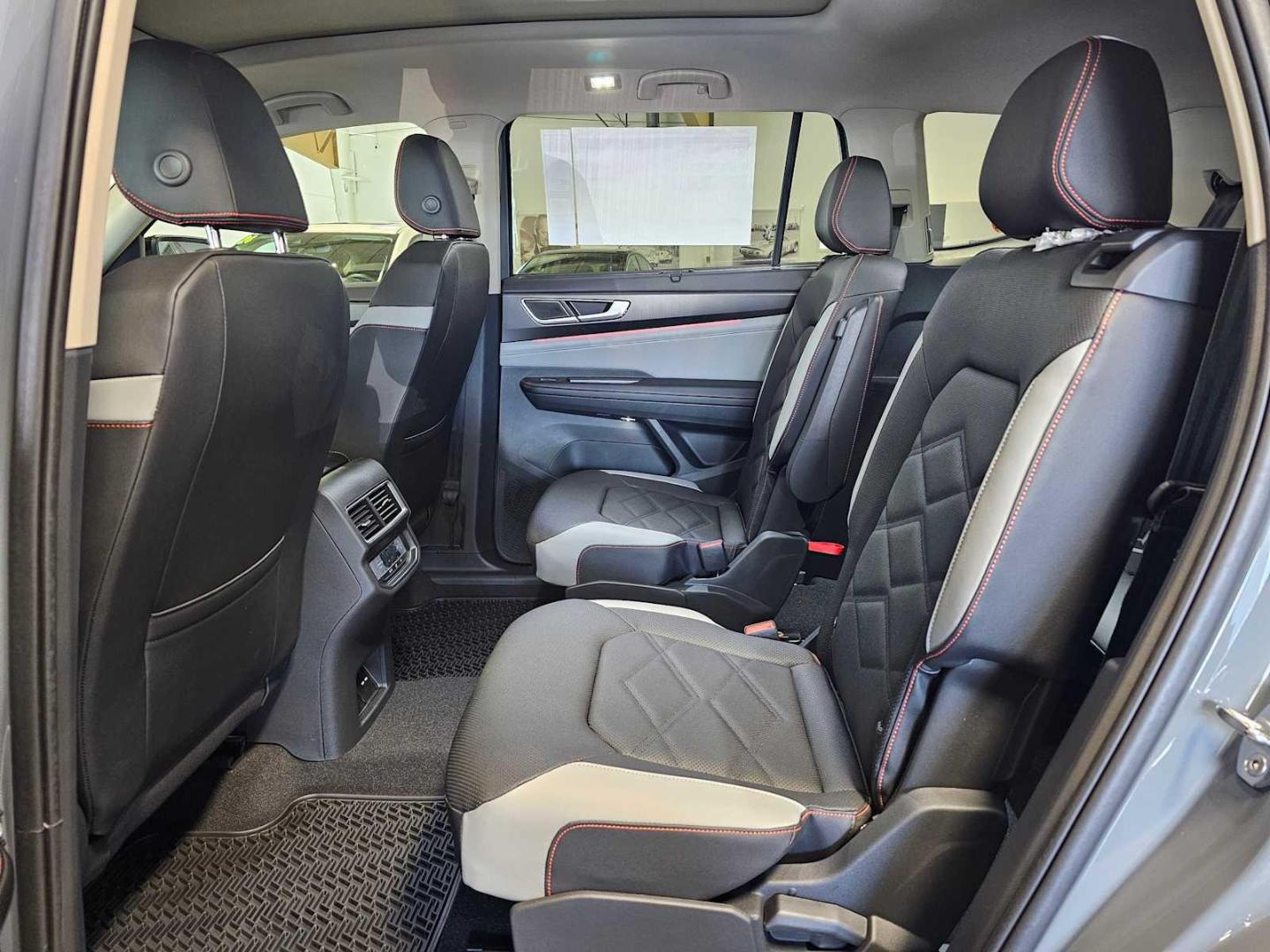 2026 Volkswagen Atlas Atlas Peak Edition - Photo 19