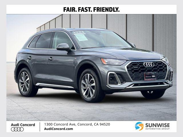 2023 Audi Q5 45 Premium Plus's photo