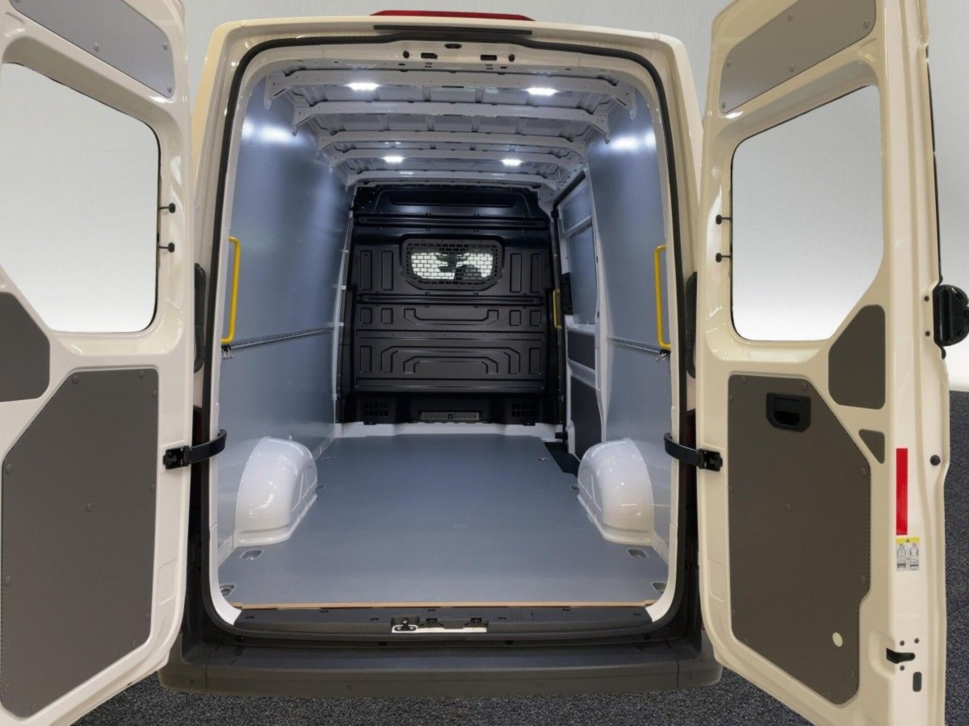 Volkswagen Crafter Kasten mittlerer Radstand