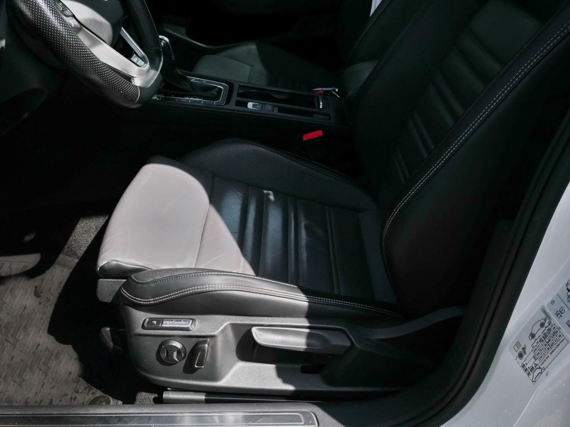 Volkswagen Passat Variant Elegance