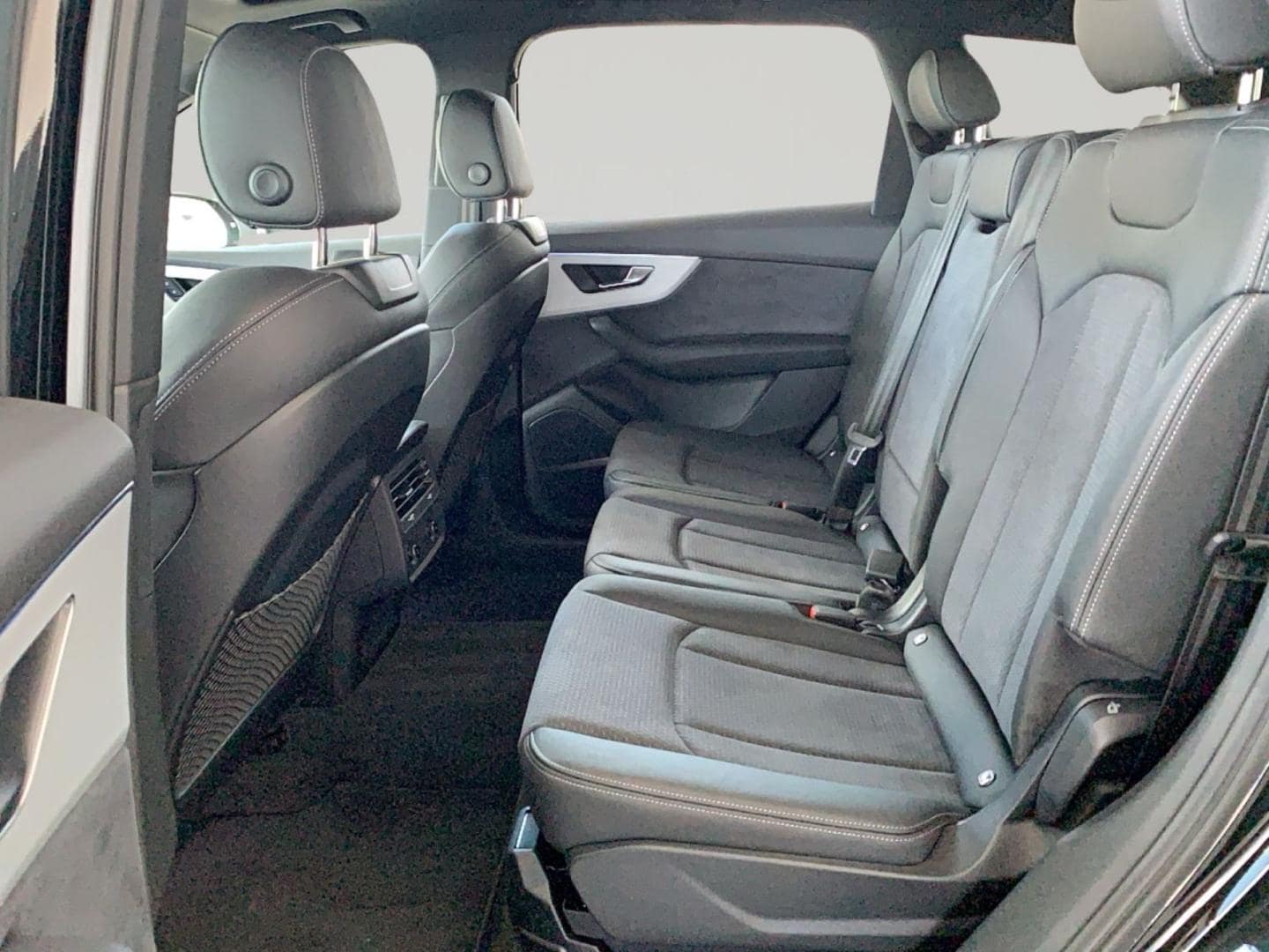 Bild über Audi Q7 SUV S line business TDI quattro 210 kW tiptronic - für weitere Informationen kontaktieren Sie den Audi Partner