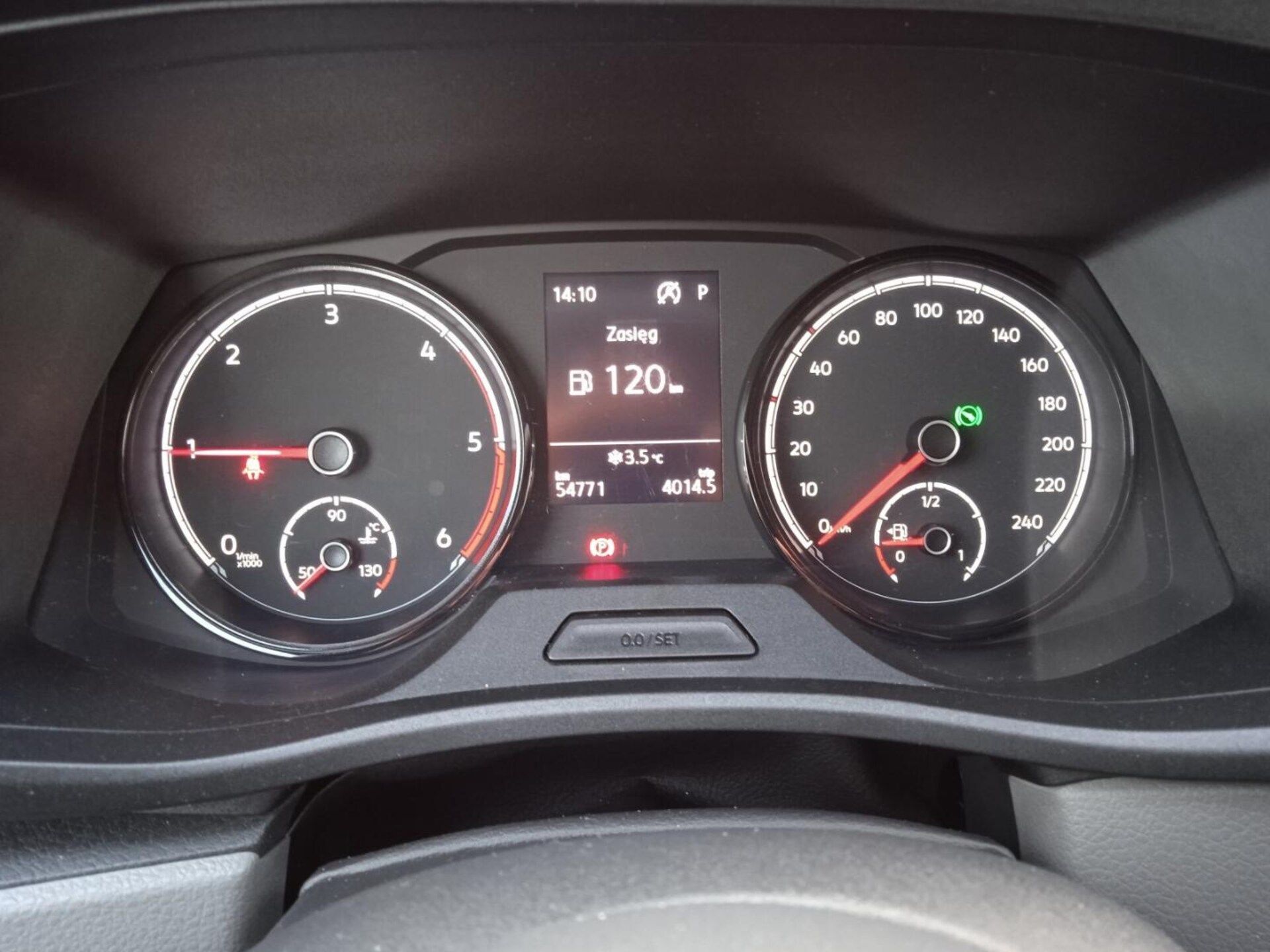 Volkswagen Caravelle 6.1 długi roztaw osi S