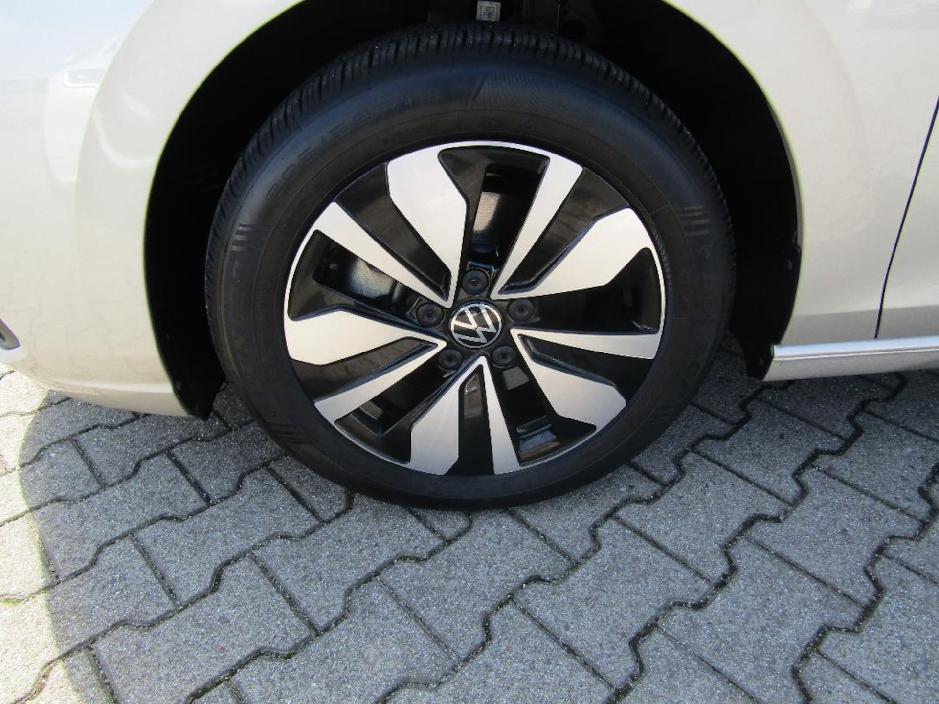 Volkswagen Golf MOVE