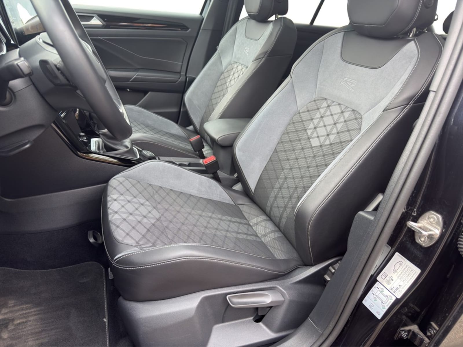 Volkswagen T-Roc – Bild 9