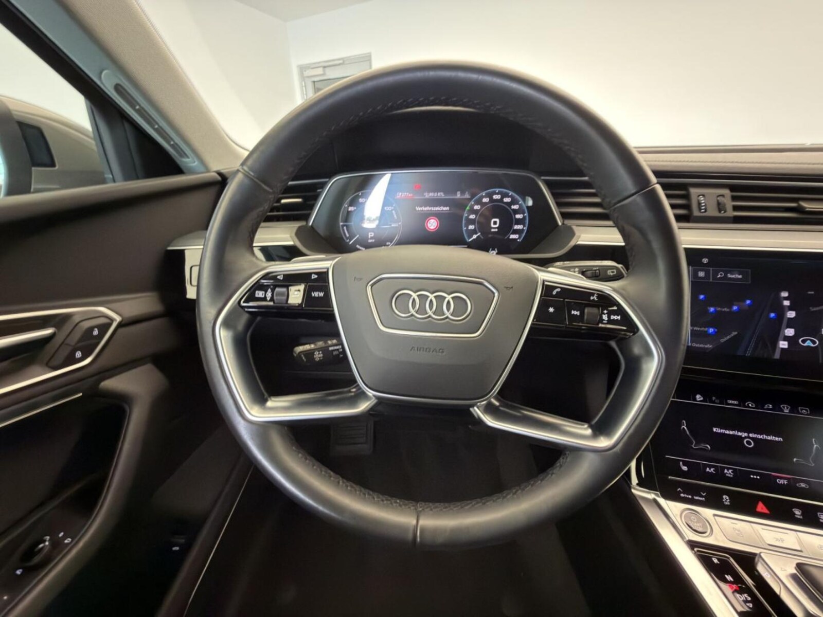 Audi Q8 e-tron – Bild 10