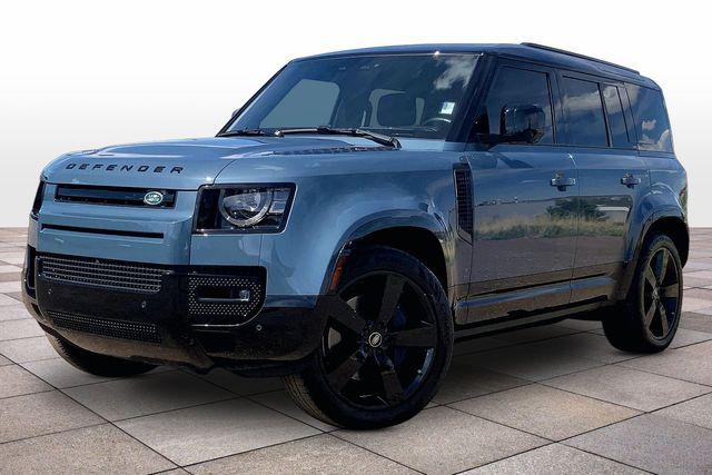 2025 Land Rover Defender 110 X-Dynamic SE P400's photo