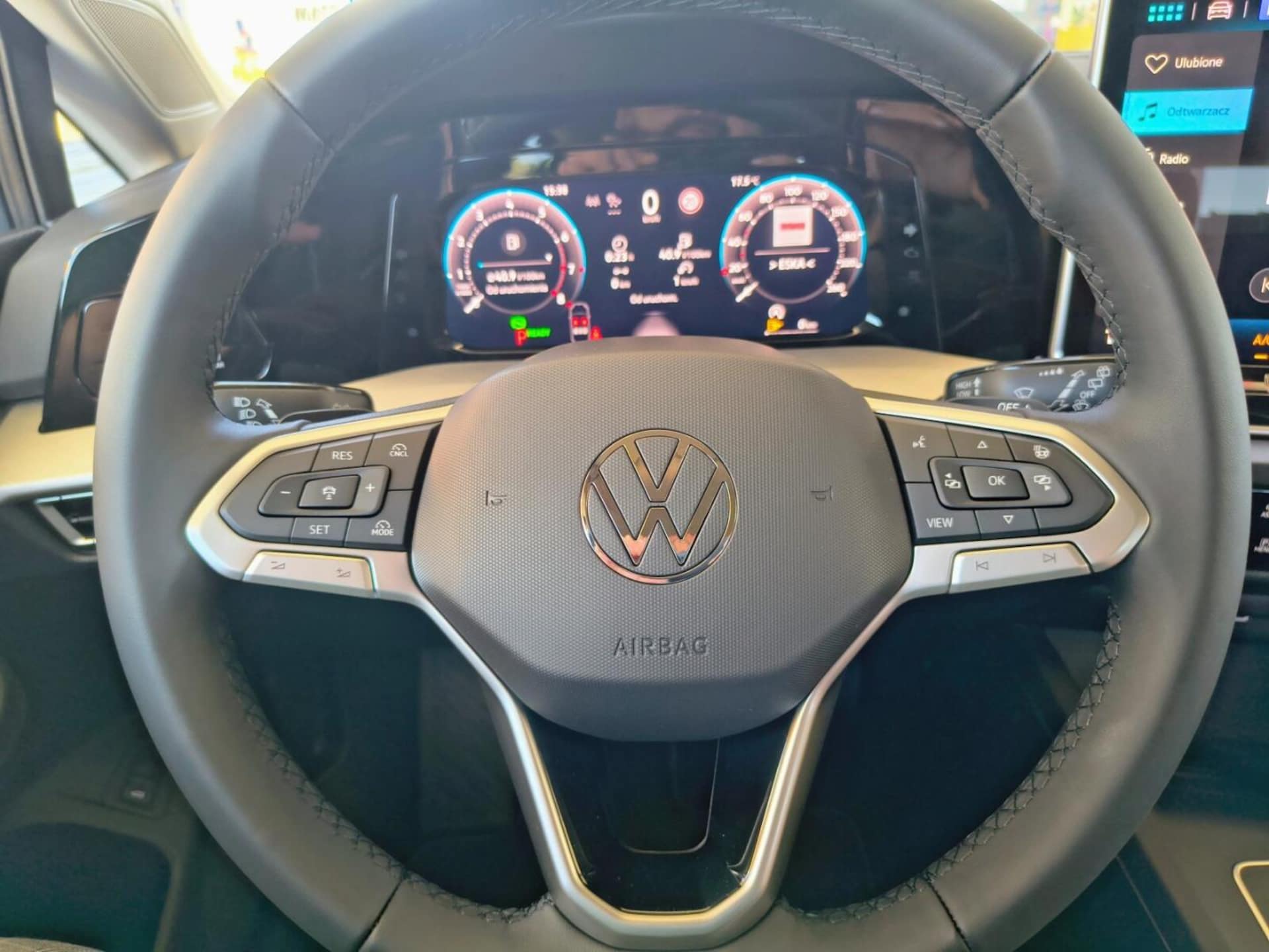 Volkswagen Golf Variant Life