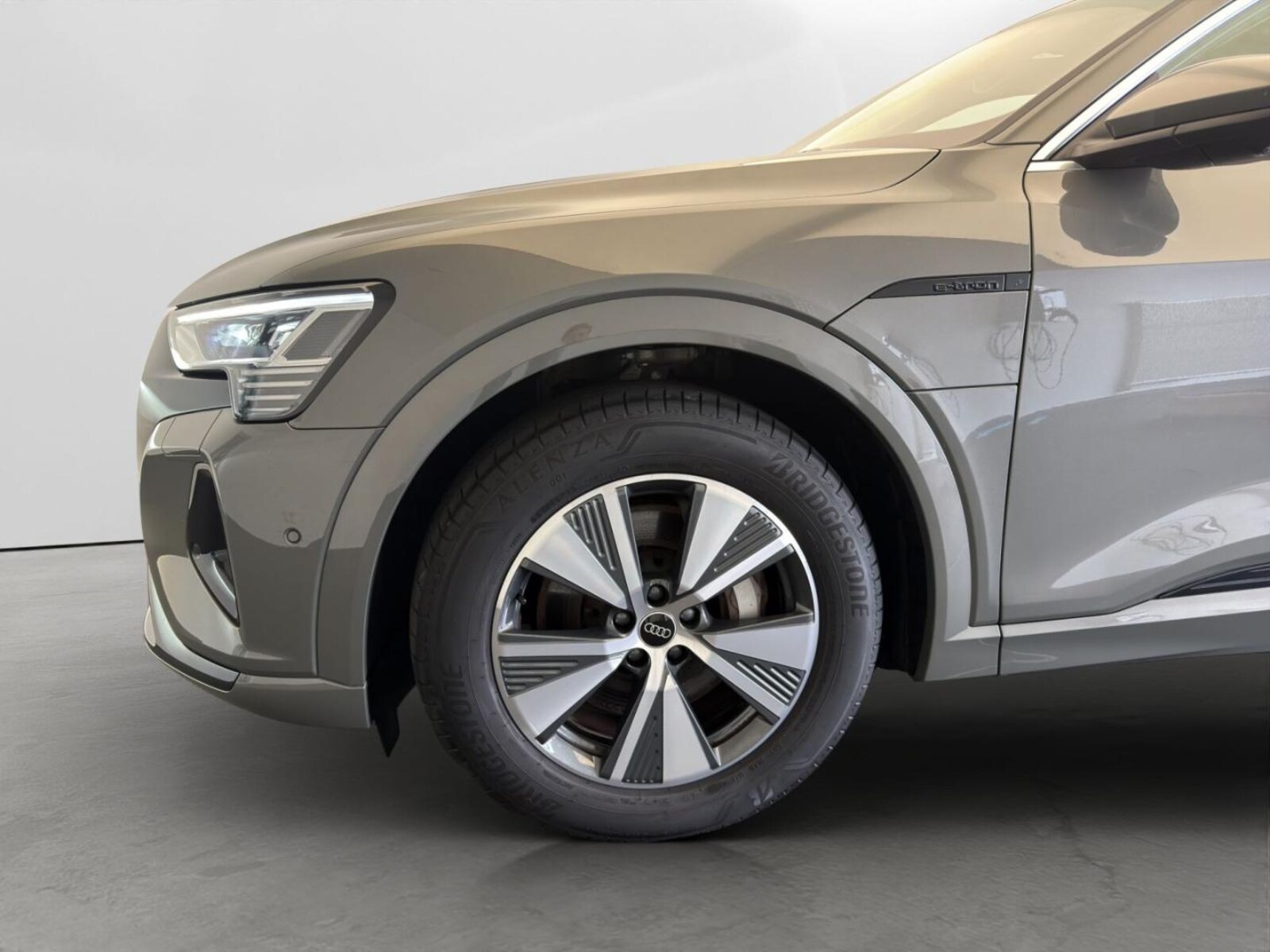Audi Q8 e-tron – Bild 18
