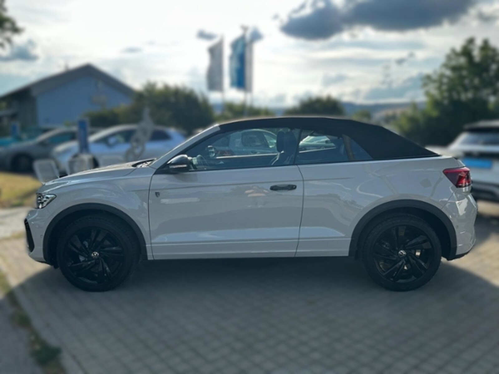 Volkswagen T-Roc Cabriolet – Bild 12