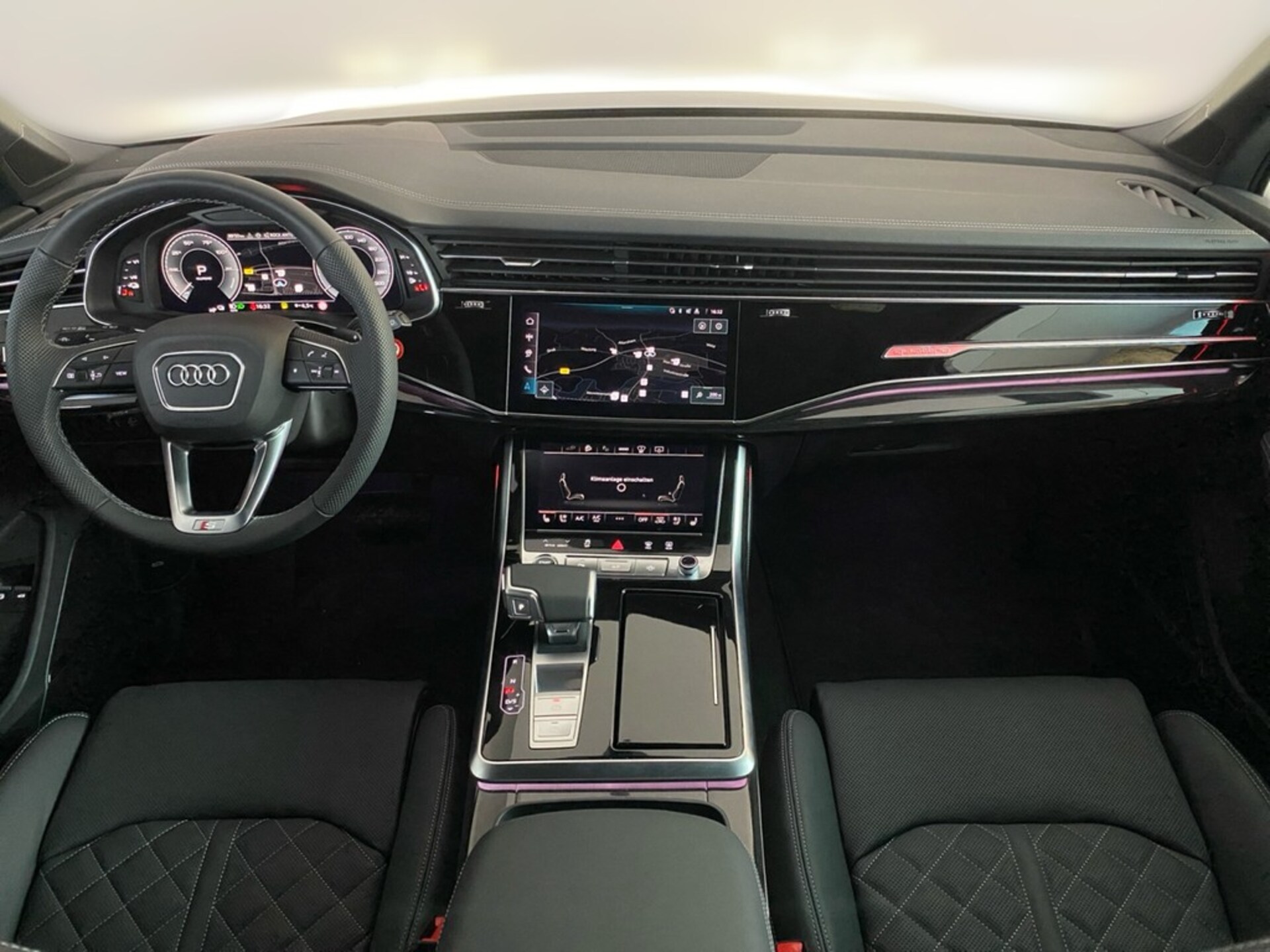 Audi Q7 SUV TFSI e S line