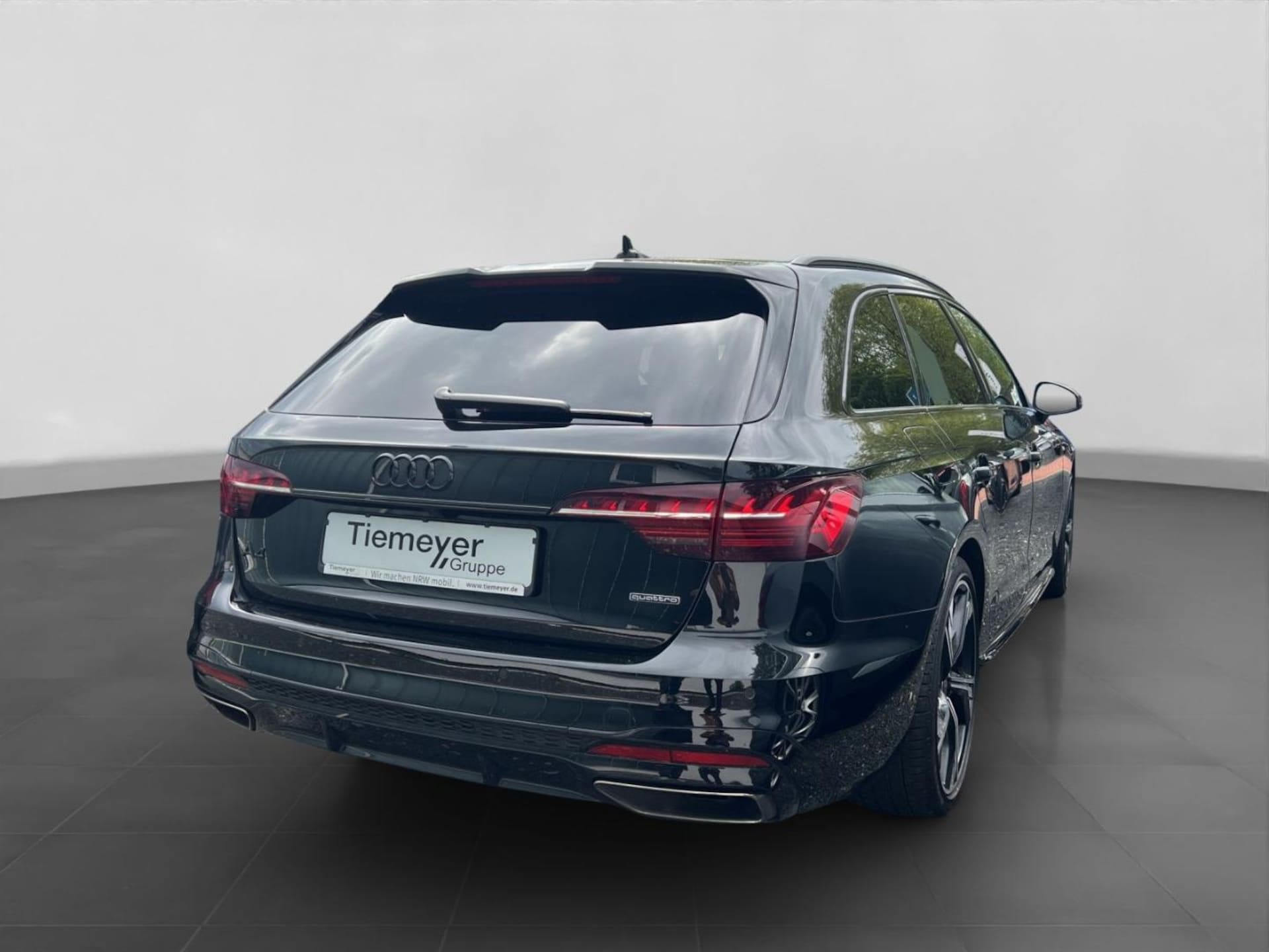 Audi A4 Avant S line