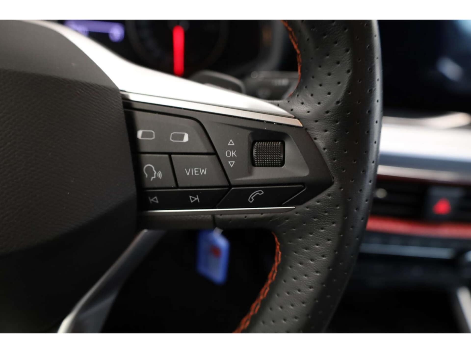 SEAT Arona FR