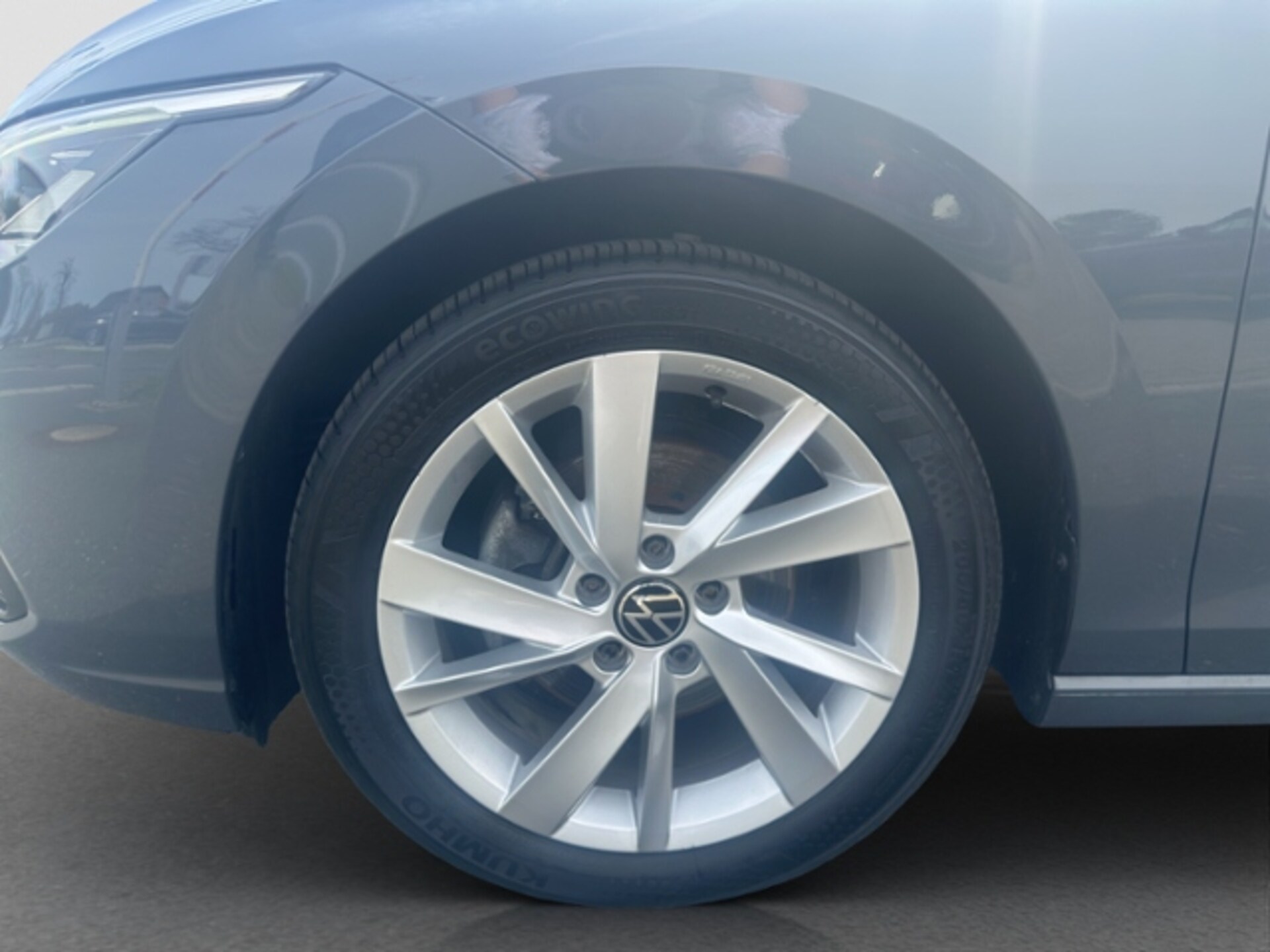 Volkswagen Golf Variant Life