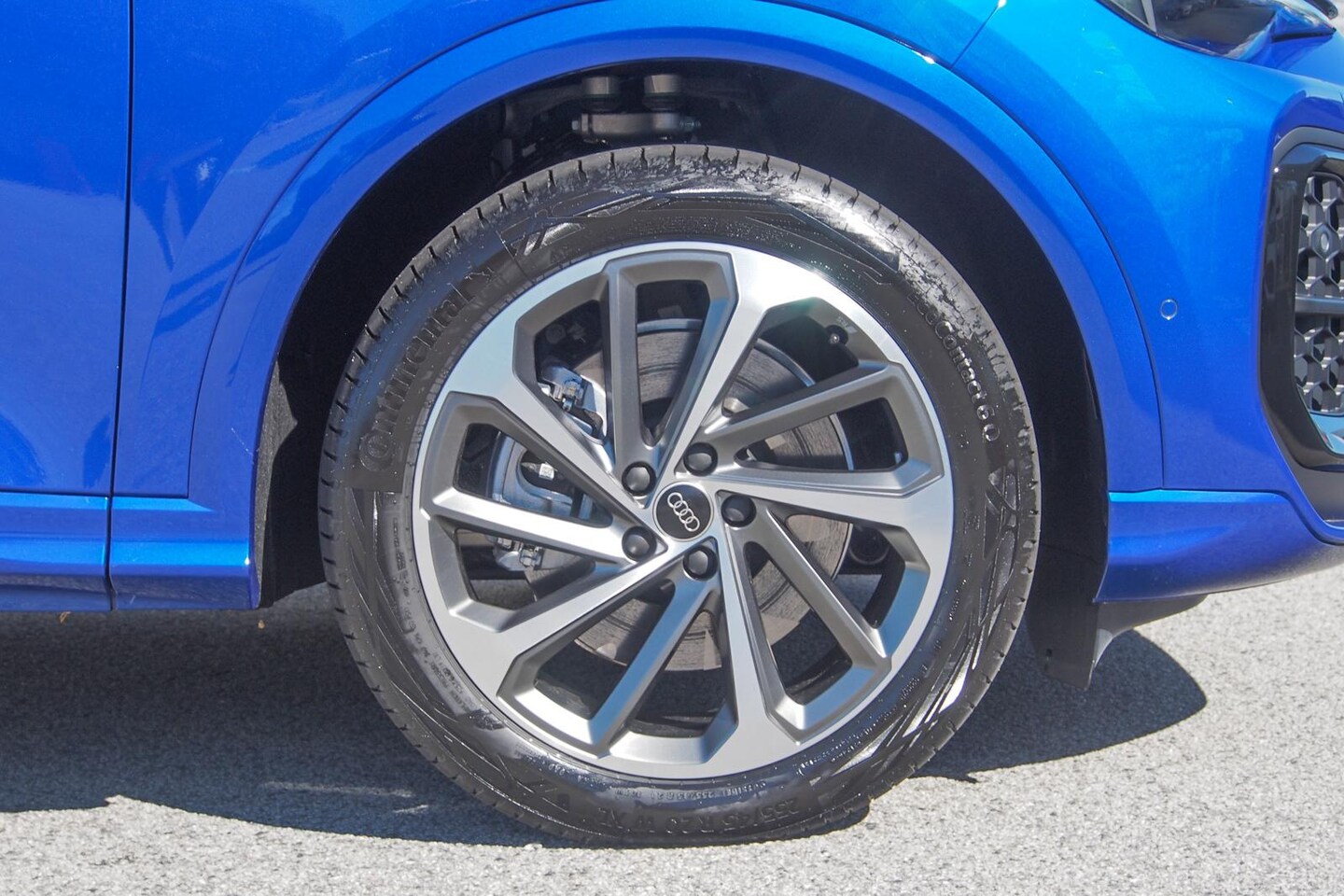Image about Audi Q5 Sportback TDI quattro 150 kW