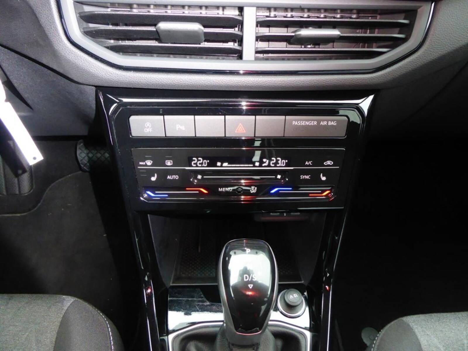 Volkswagen T-Cross – Bild 11