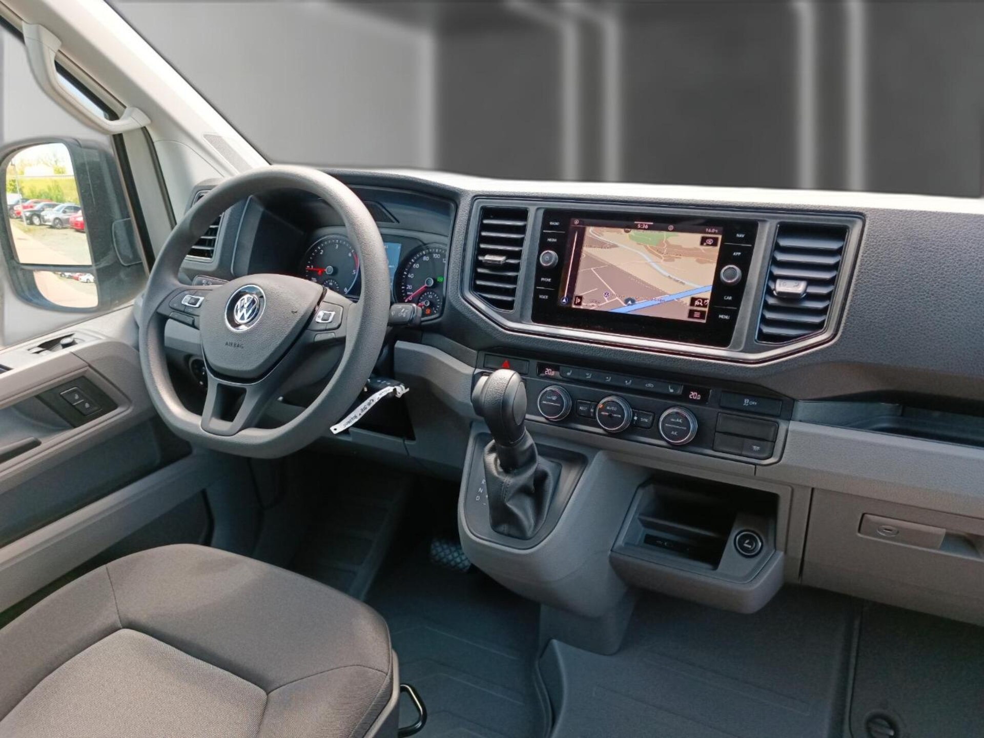 Volkswagen Crafter Kasten langer Radstand