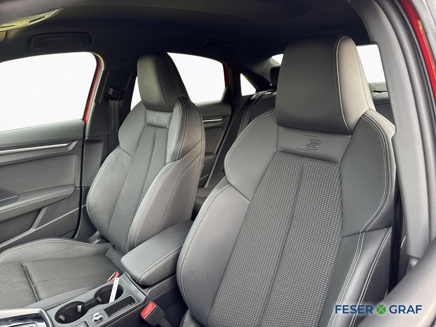 Bild über Audi A3 Limousine S line TFSI S tronic - für weitere Informationen kontaktieren Sie den Audi Partner
